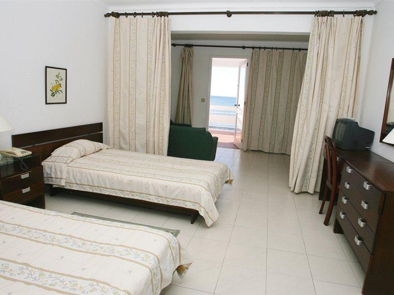 Apartahotel Barracuda Ponta Delgada
