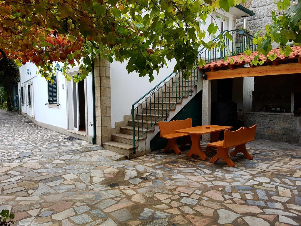 Casa Dos Santos Alojamento - Guest House Geres