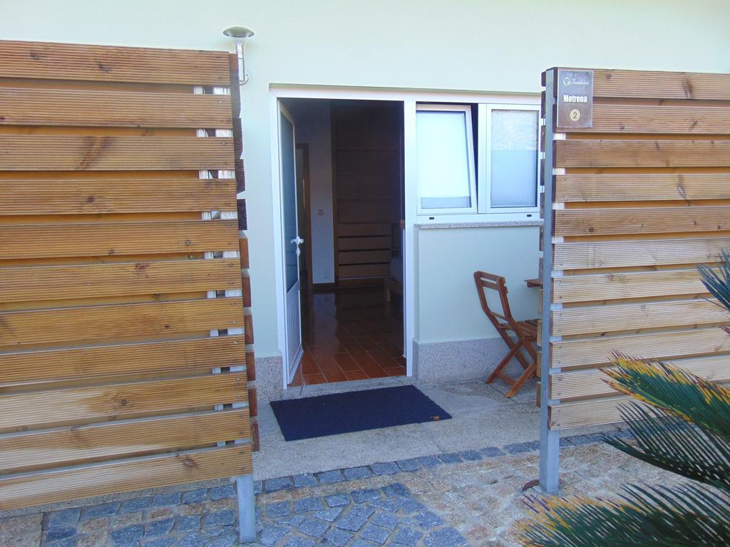 Funileiro, E Quartos Amares