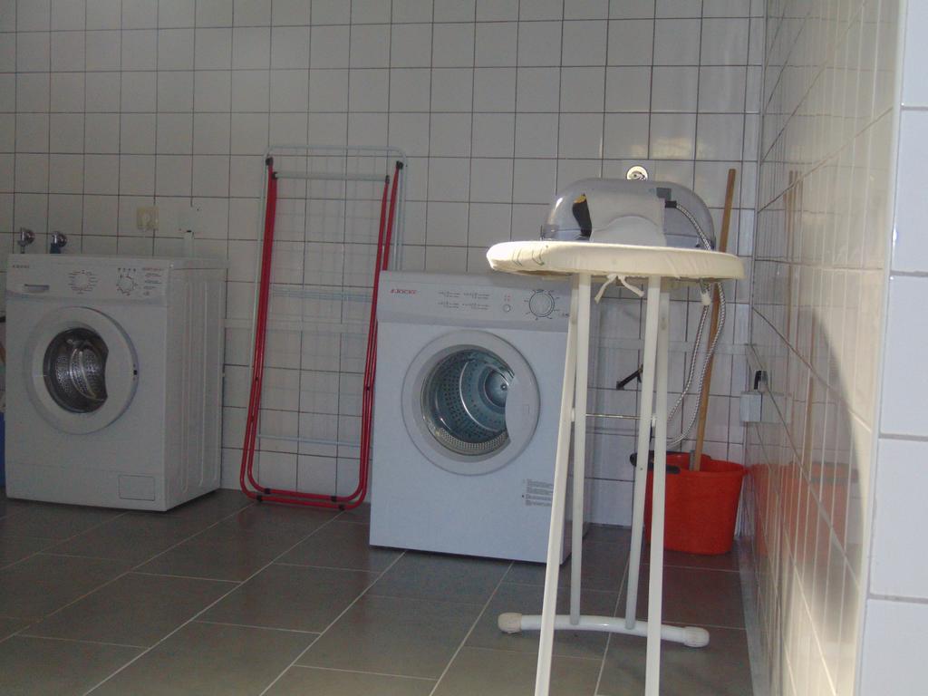 Funileiro, E Quartos Amares