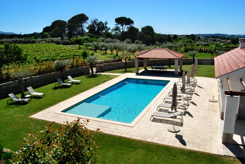 Hotel Madre De Agua Rural De Charme 4*