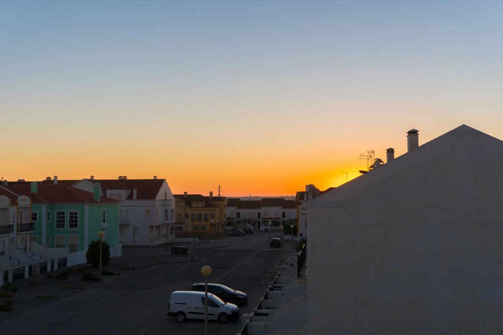 Baleal: Balconies And Pool Apartment Ferrel (Leiria)