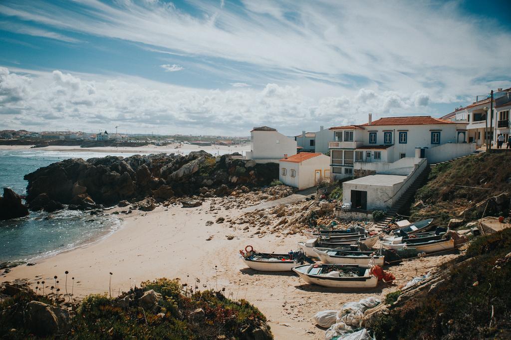 Surfies Guest house Baleal