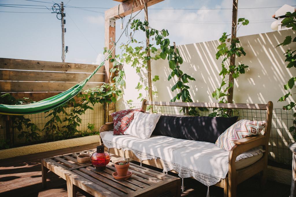 Surfies Guest house *