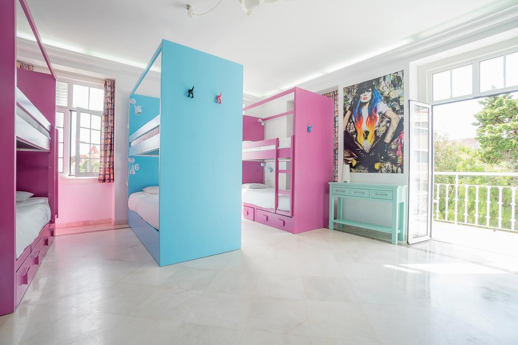 Blue Boutique & Suites Hostel *