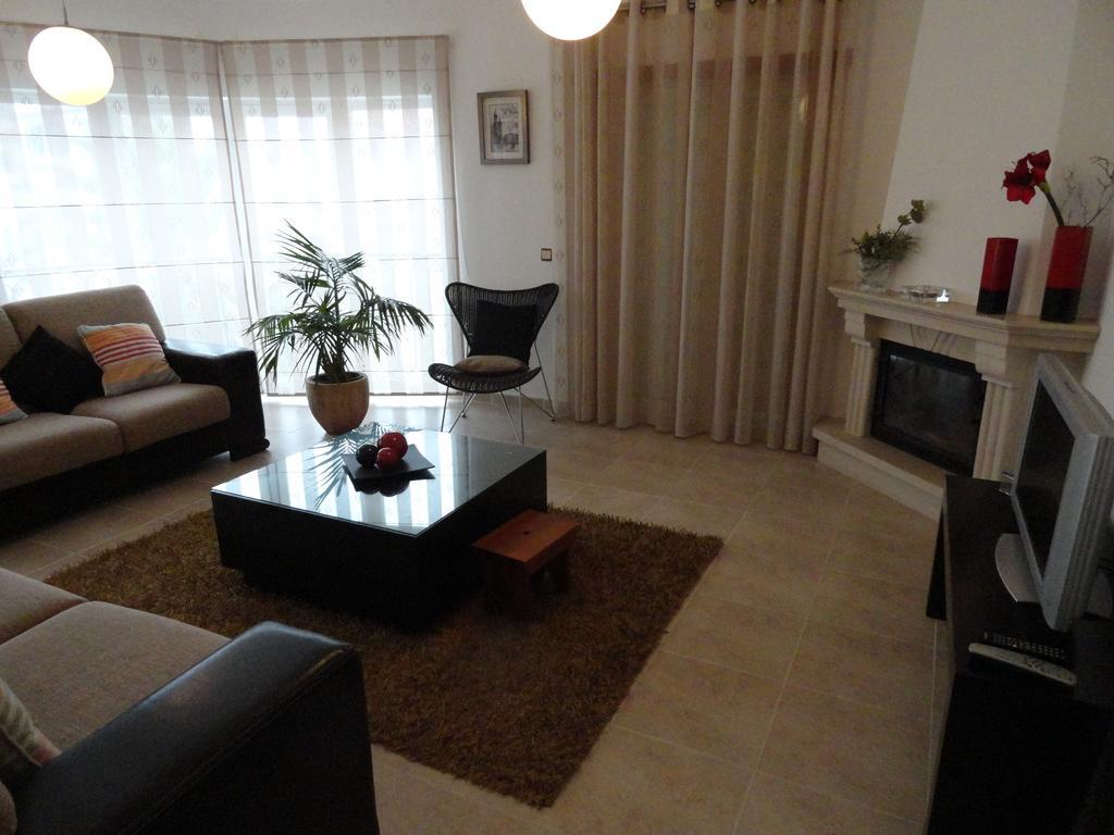 Apartamento Praia Sao Martinho Do Porto Apartment *