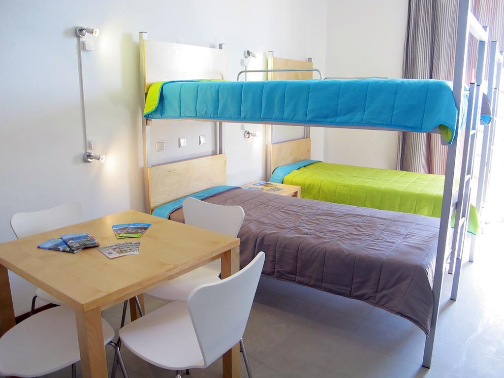 Azores Youth Hostels - Terceira Angra do Heroísmo
