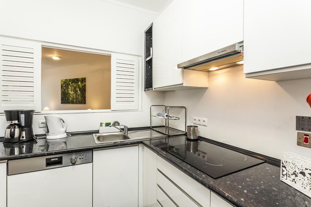 Apartment Ereira With Pool In