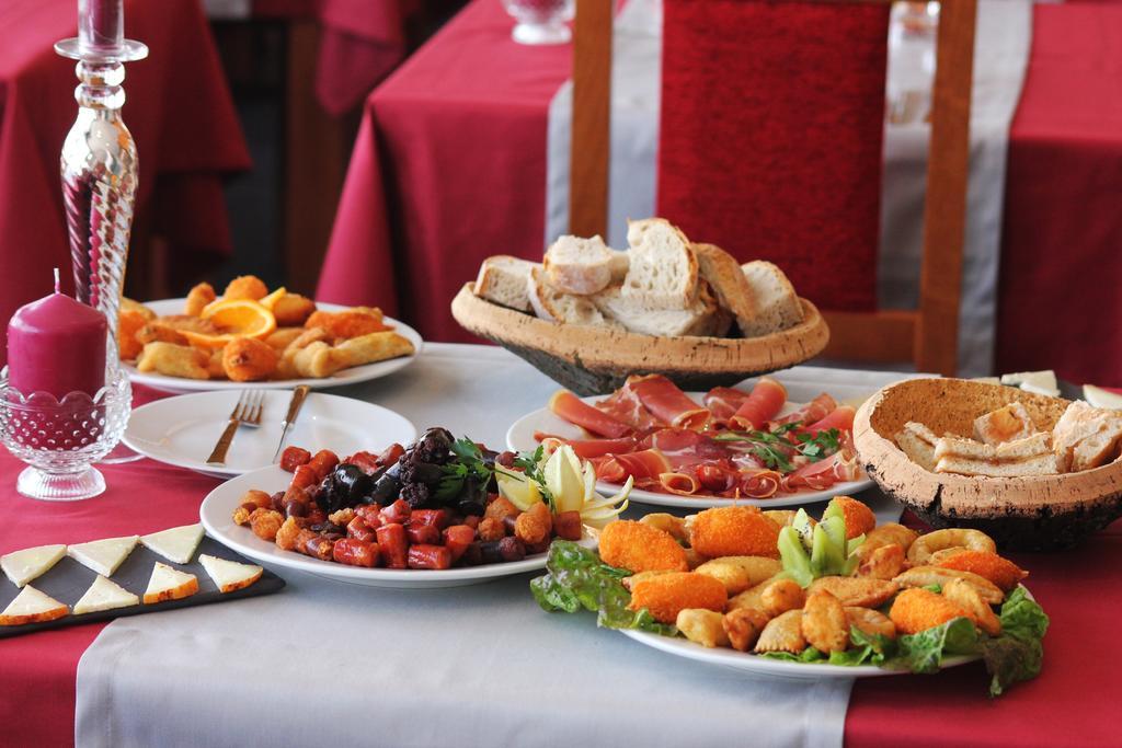 Dom Dinis Hotel