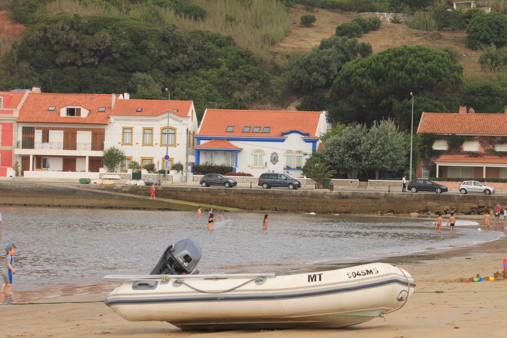Casa Do Cais De Sao Martinho Do Porto * Alcobaca