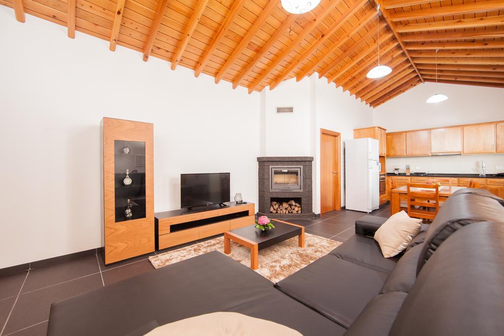 A Casa Da Silva Madalena (Azores)