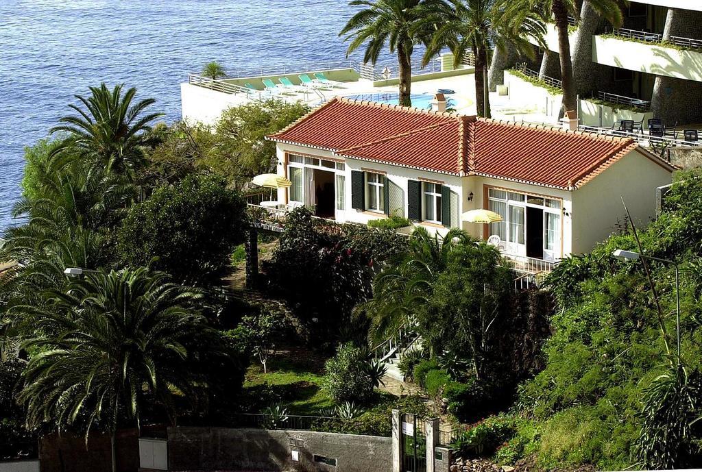 Calaca Villa