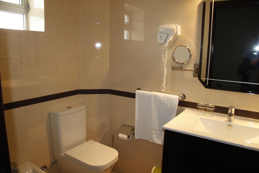 Colmeia Hotel Monte Real