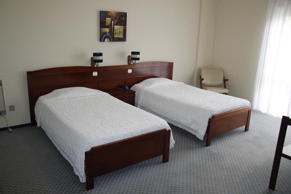 Hotel Colmeia Monte Real