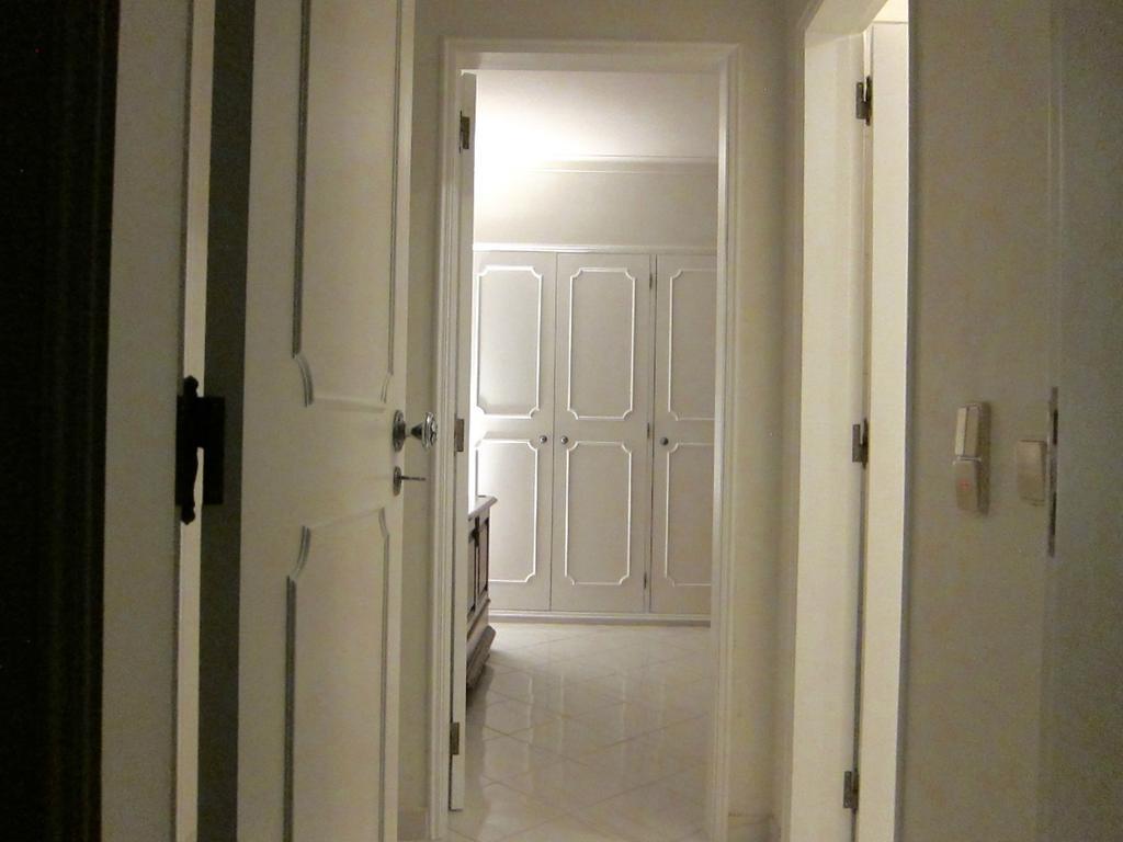Paul Harris Apartment