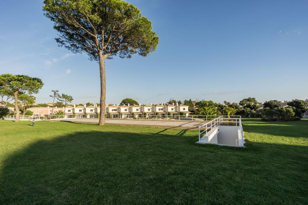 Margarita Villa *