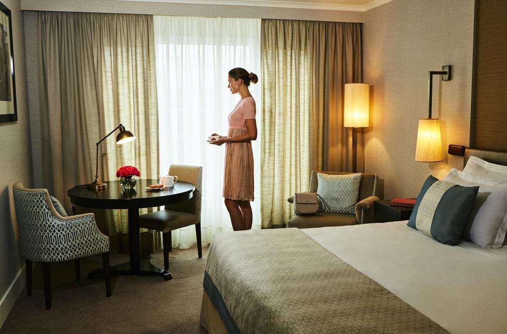 Corinthia Hotel
