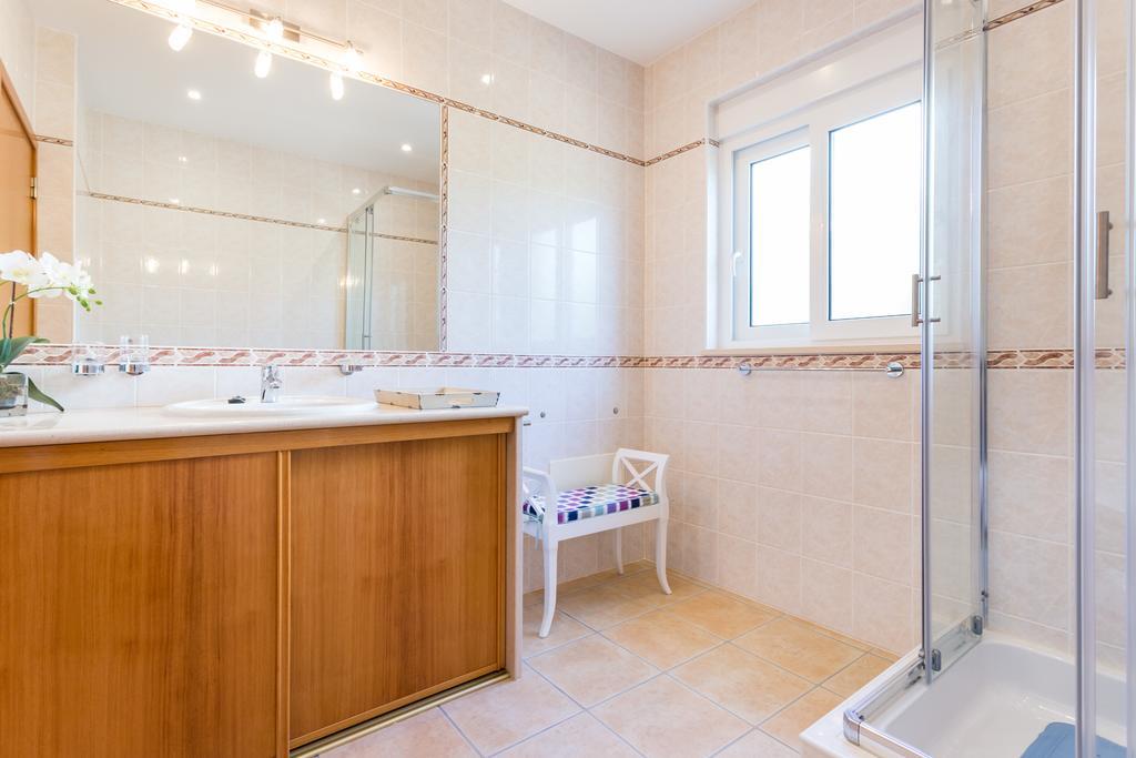 Zinha Villa