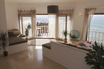 Hostal Laneez Surf House