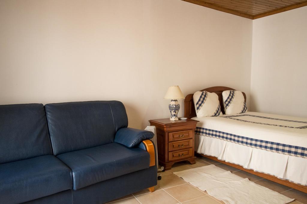 D. Antonia Guest house *