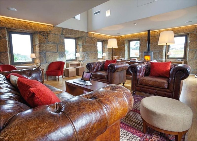 Hotel Madre De Agua Rural De Charme 4*