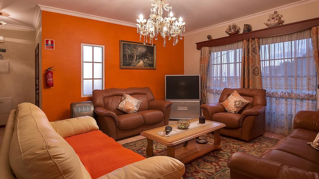 Holiday home Paradise House Calheta *