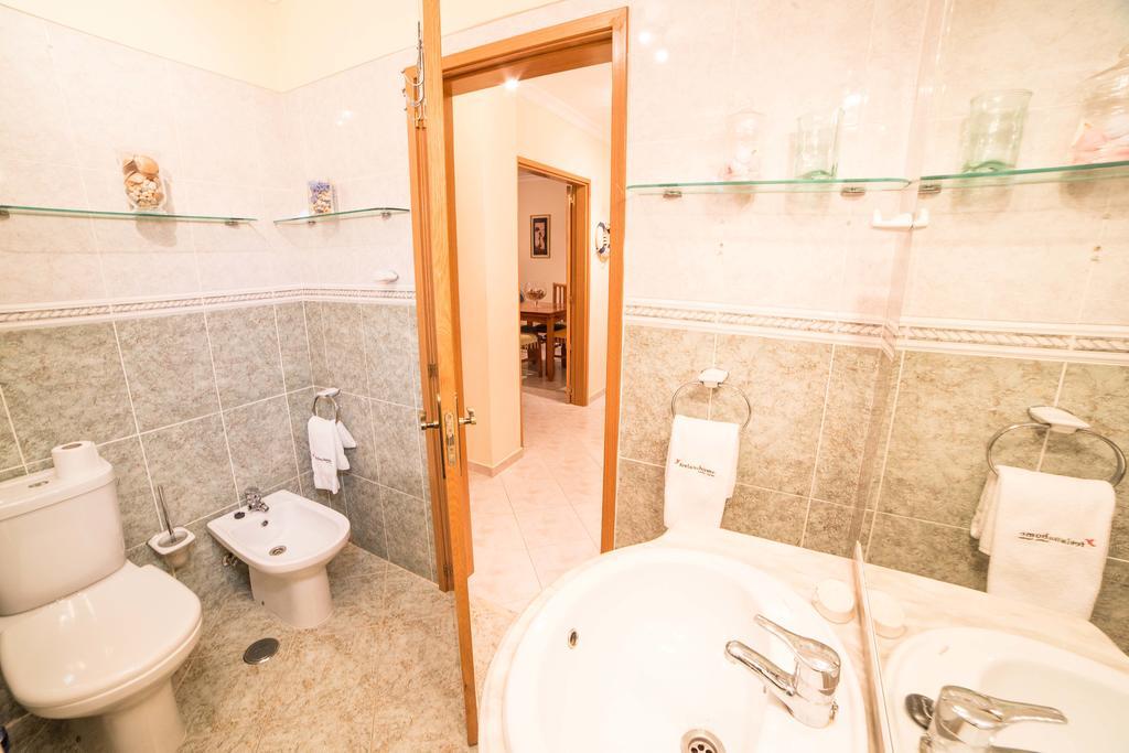 Flh Flat With Pool Apartment Armacao de Pera