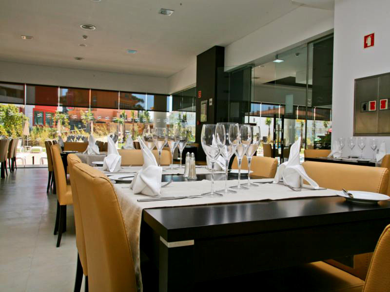 Areias Village Hotel
