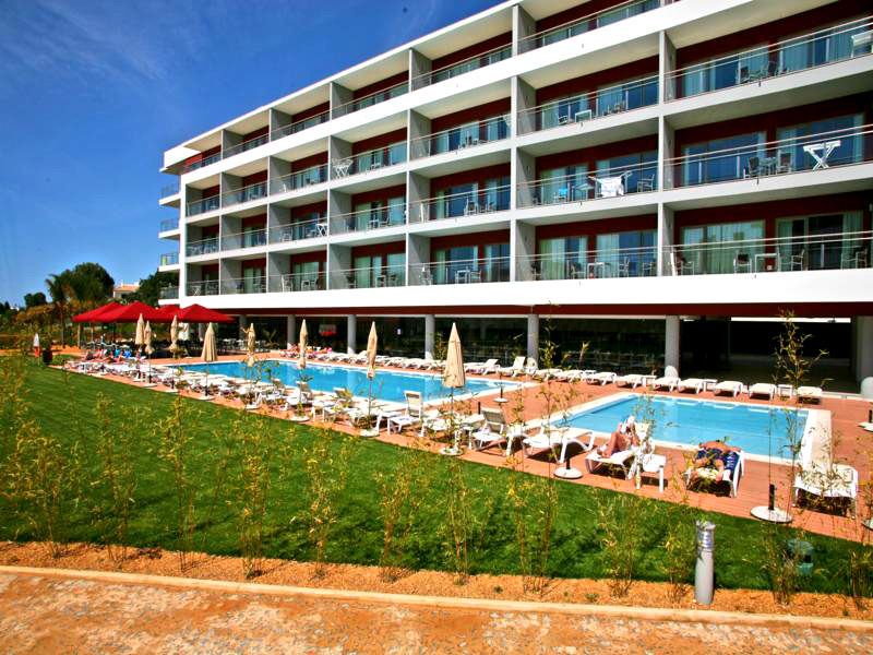 Areias Village Hotel 4*