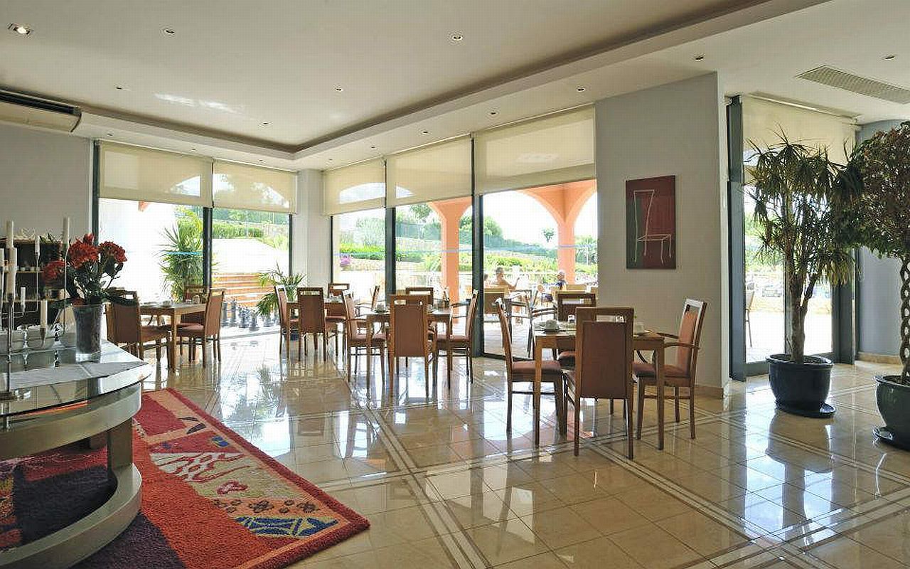 Pestana Park 4*