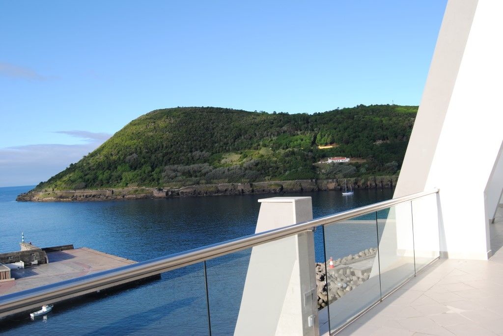 Hotel Angra Marina 5*