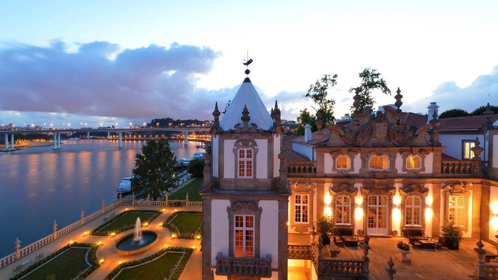 Hotel Pestana Palacio Do Freixo, & National Monument - The Leading Of The World 5*