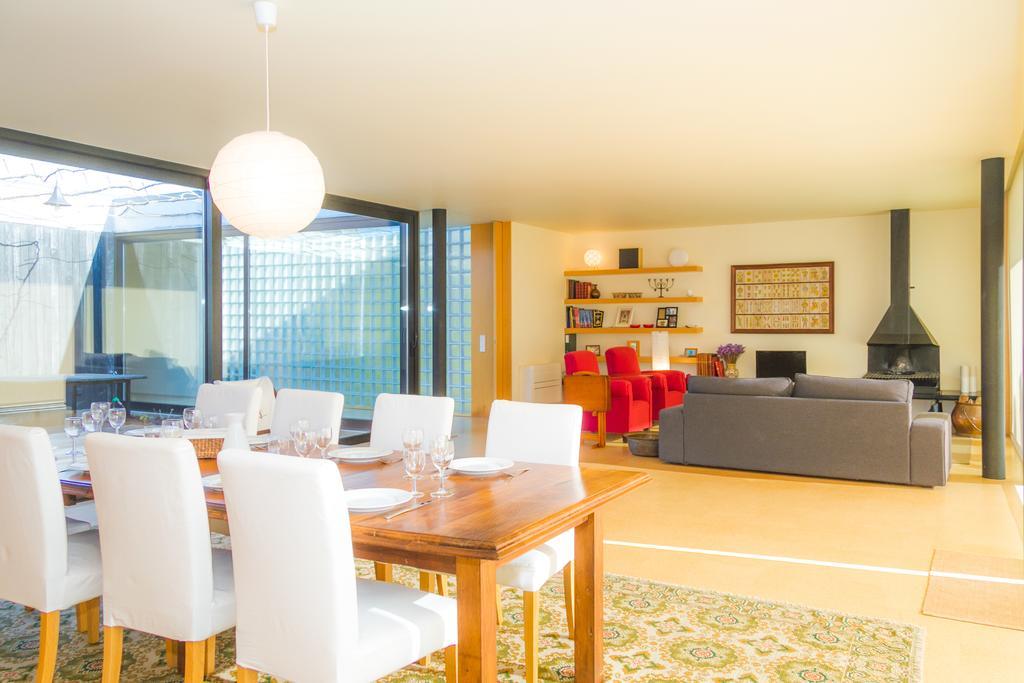 Holiday home Liiiving In | Lawny Pool House Caminha
