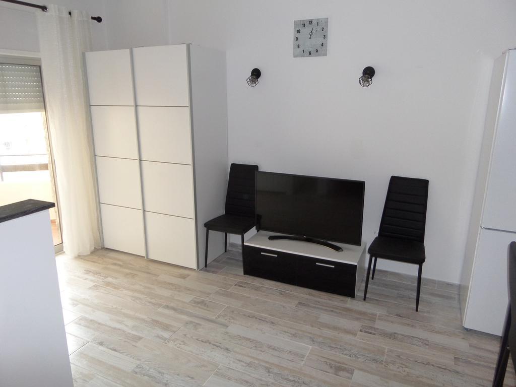Estudio Clube Dos Arcos Apartment Portimao
