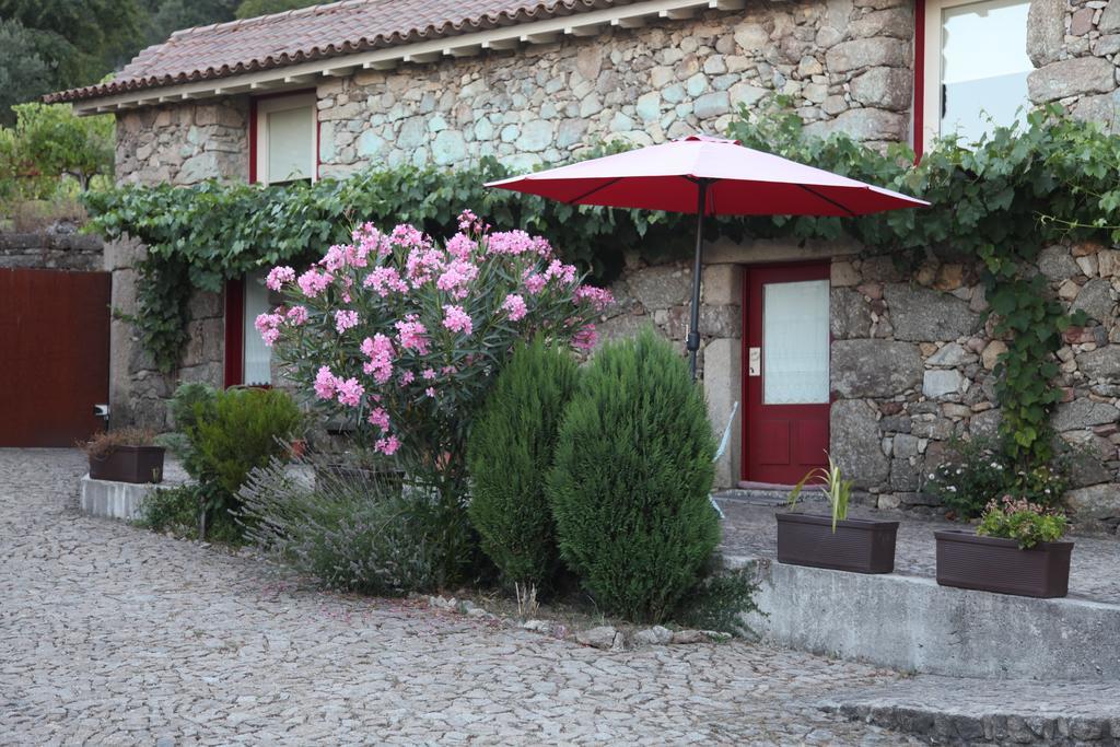 Quinta Pedras De Baixo Bed & Breakfast *