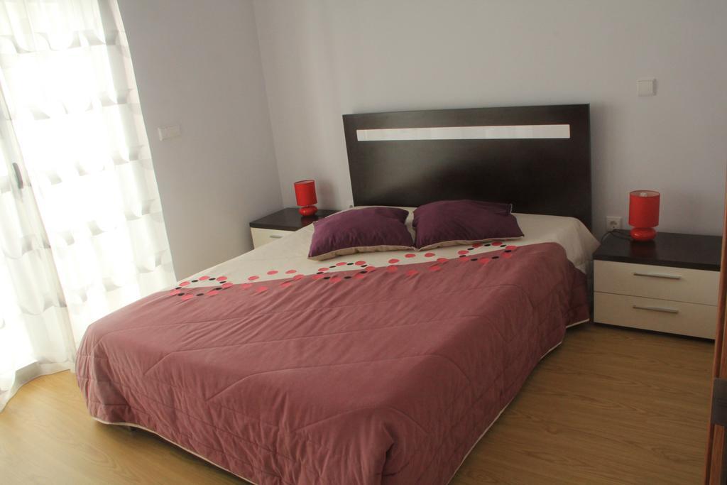 Apartment Bed & Seaside *
