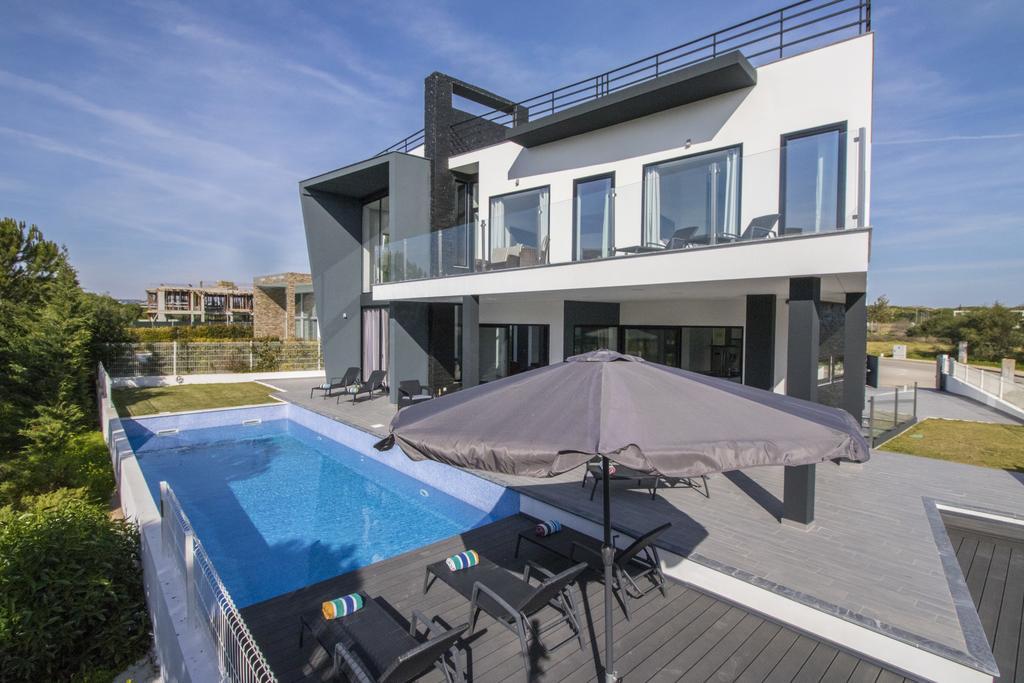 Paris Villa Vilamoura