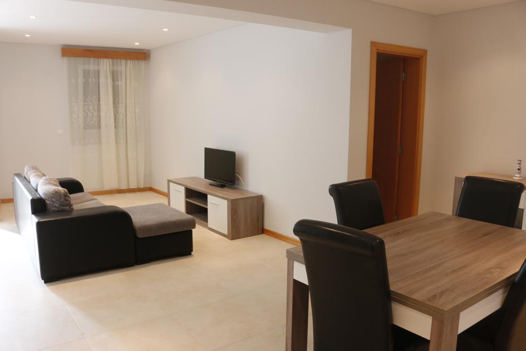 Cantinho Das Praias Apartment *