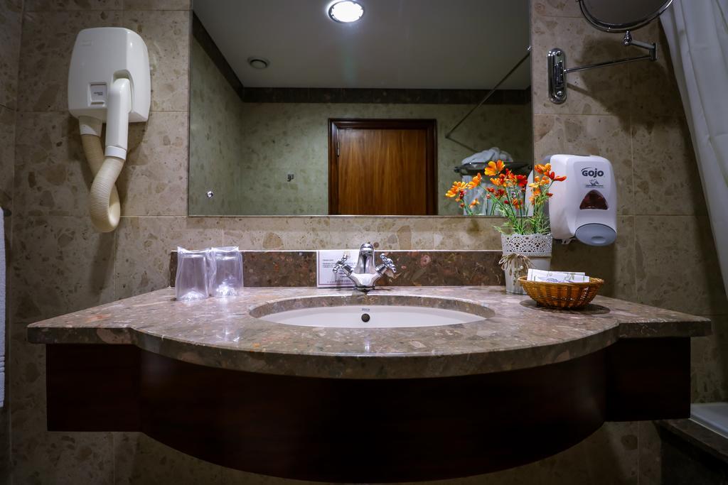 Hotel Camoes Ponta Delgada (Sao Miguel)