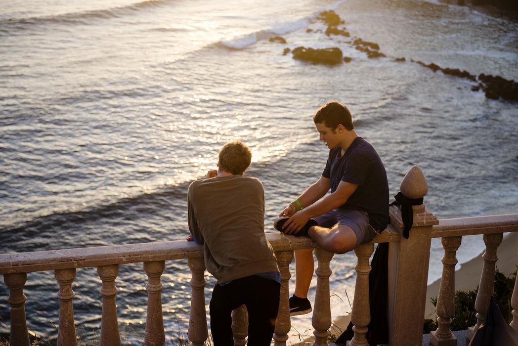 Hostel Laneez Ericeira Surf House - *