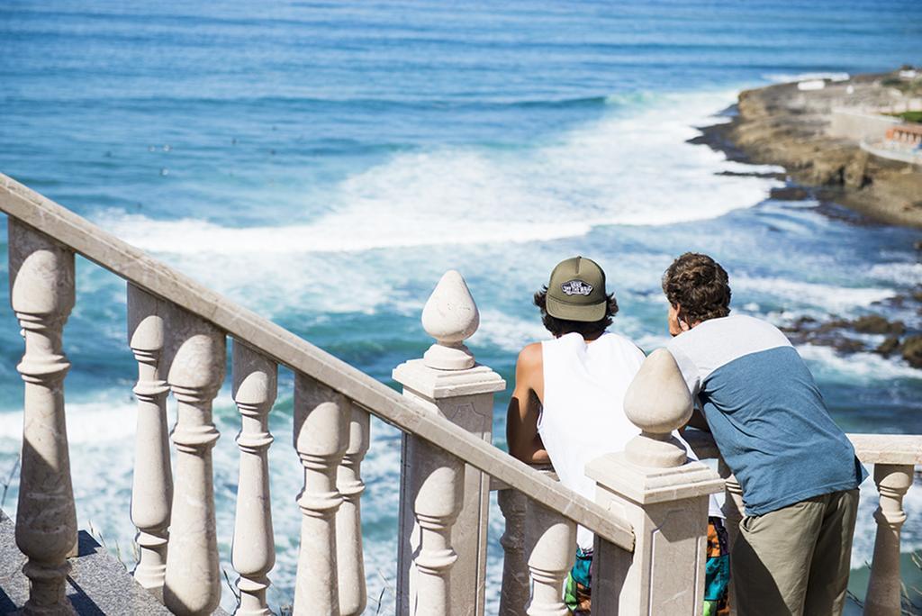 Hostel Laneez Ericeira Surf House - *