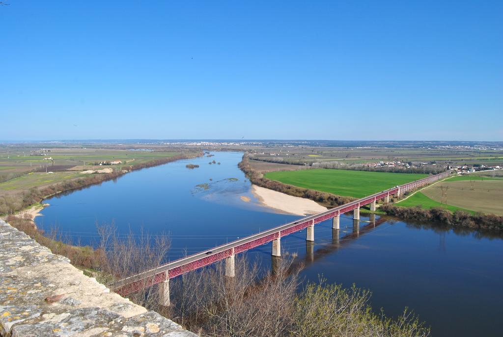 Tagus Host - 40308al- 44211al Guest house 2*