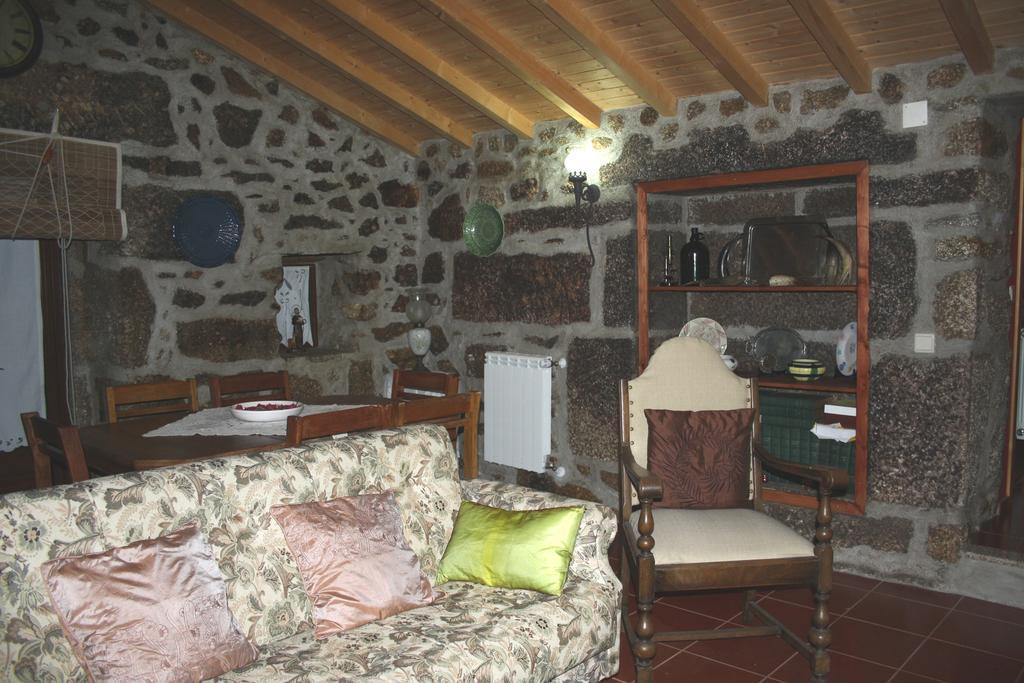 Casa De Pedra *