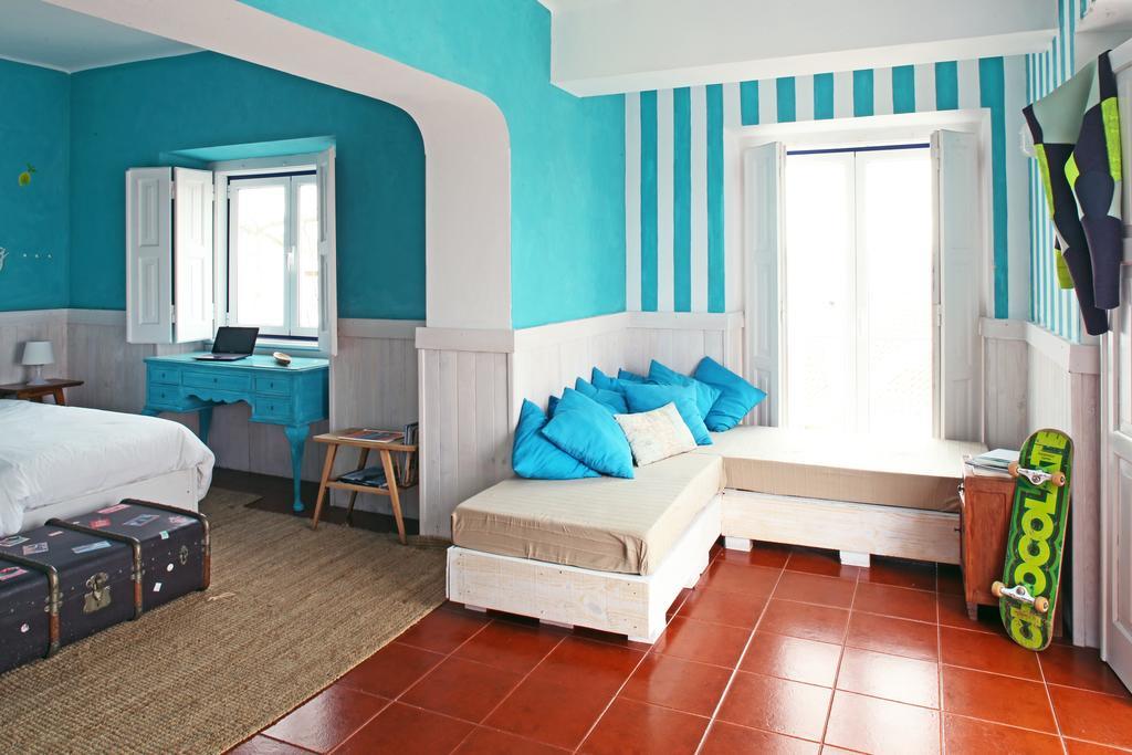 Hostel Chill In Surf House Ericeira