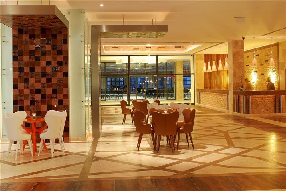 Real Marina & Hotel 5*