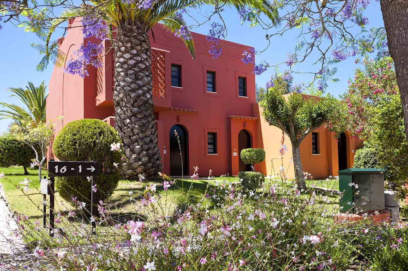 Colina Village Resort