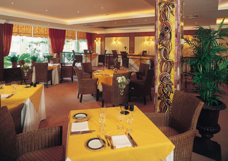 Pestana Viking & Armacao de Pera
