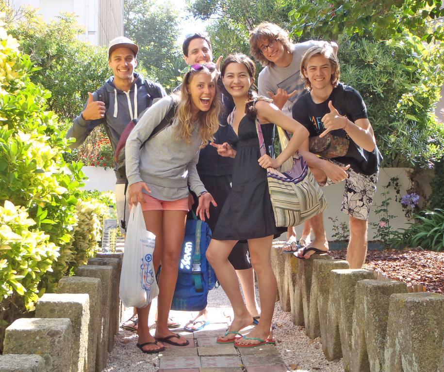 Hostel Surfivor Surf Porto