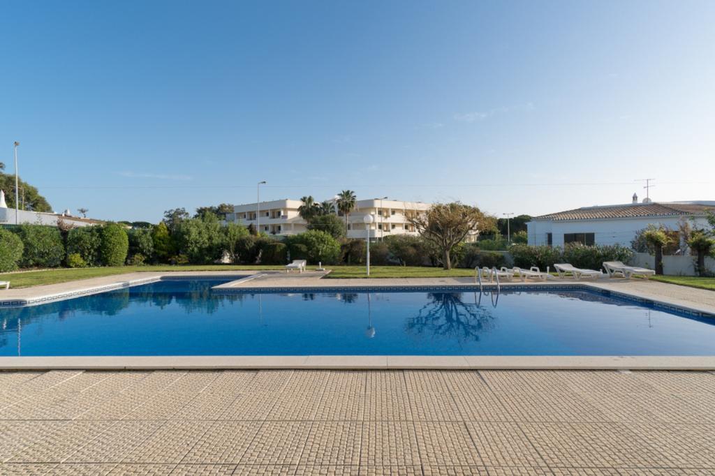 Apartamento Akisol Oura Garden Ii