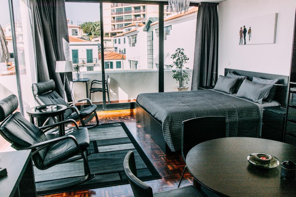 Apartment Arts In Pina
